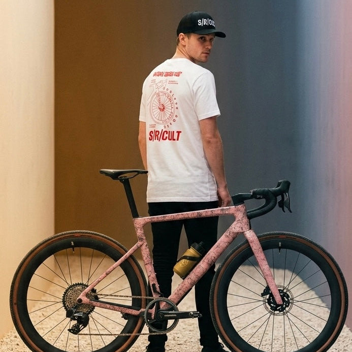 Sunday Riders Cult Road Bike T-Shirt – Minimalist Cycling Graphic Tee